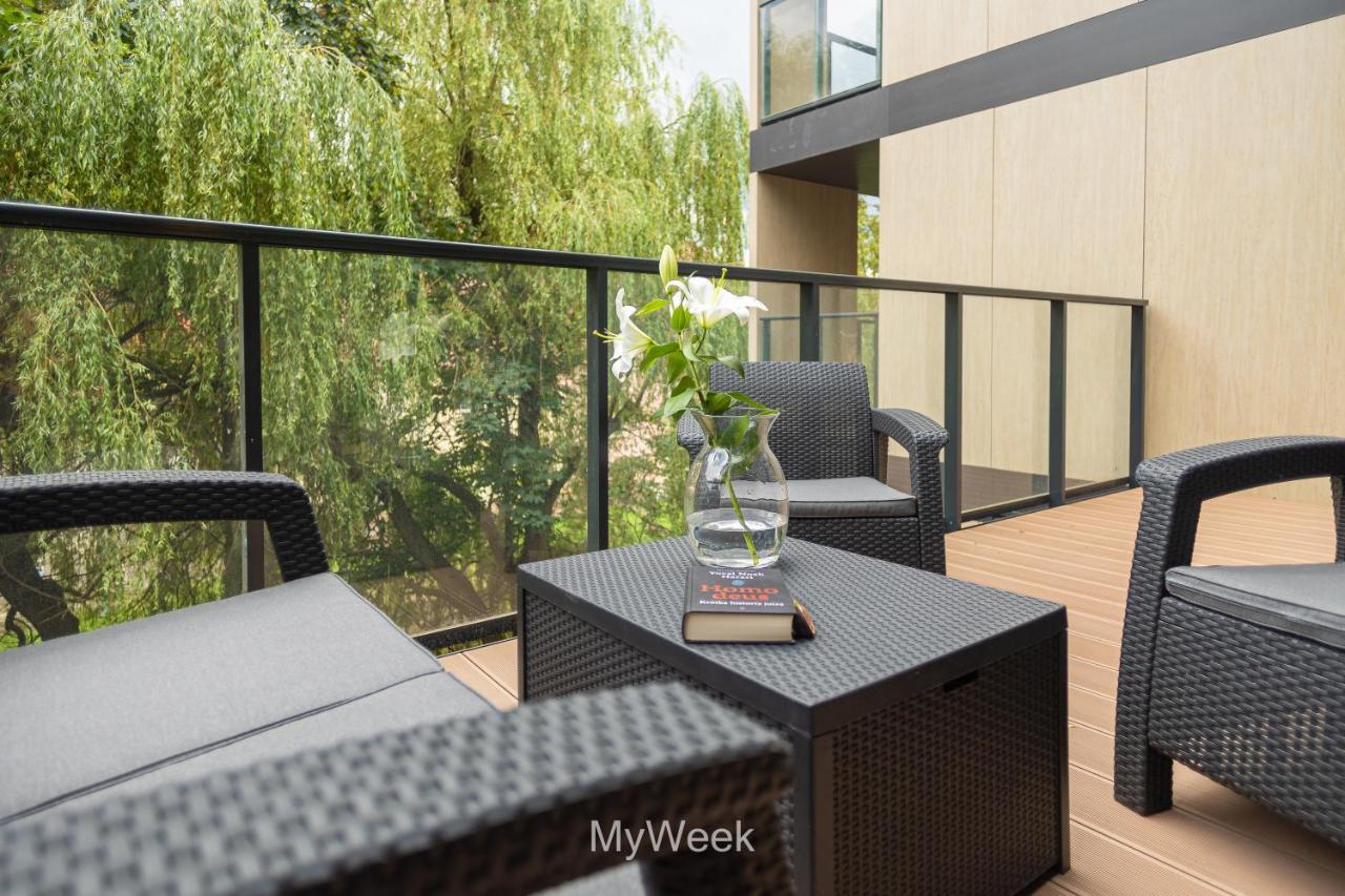 Ogrody Pieniawskie, Myweek Apartment *