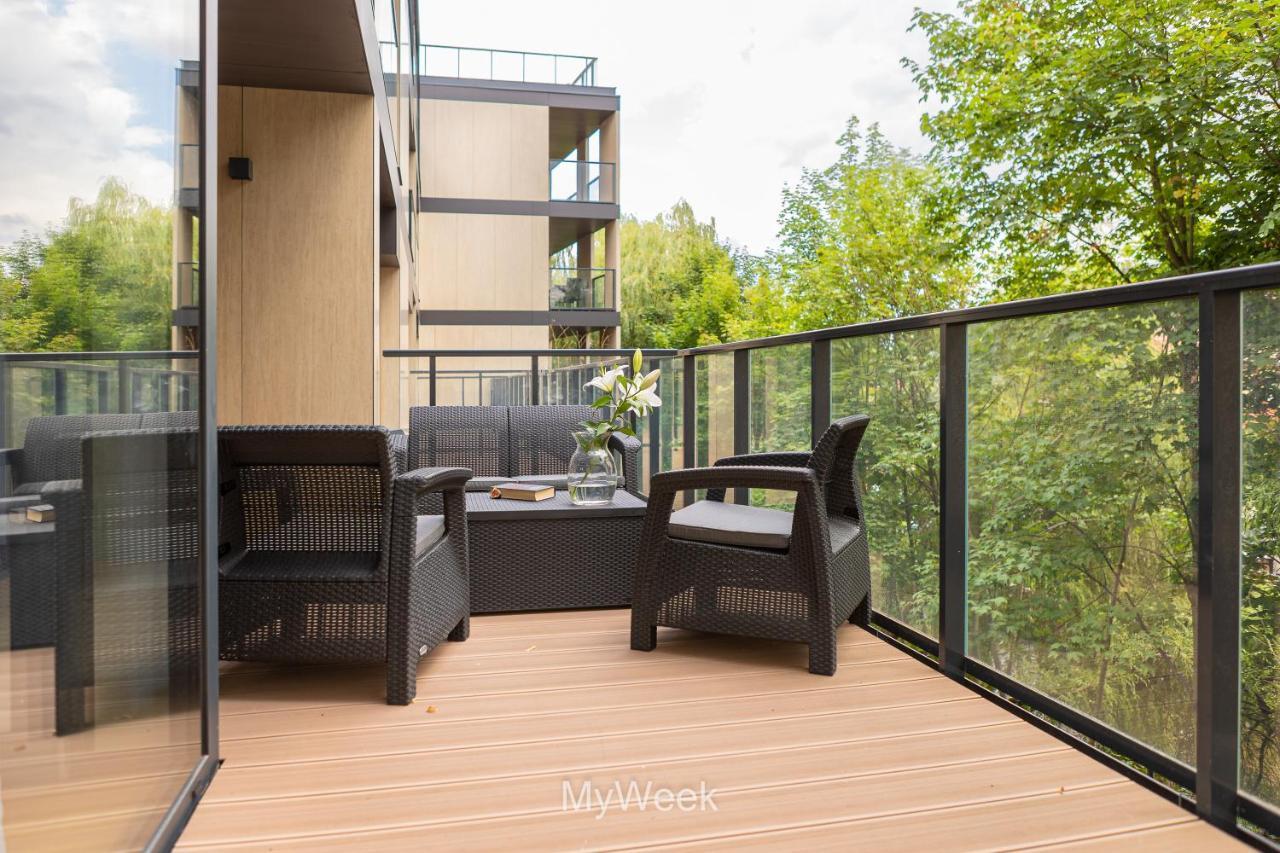 Ogrody Pieniawskie, Myweek Apartment